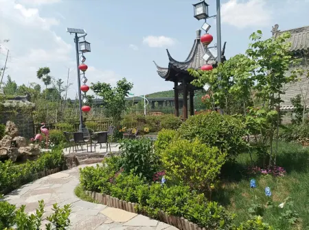 Yulan Garden homestay Отели в г. Ичуань