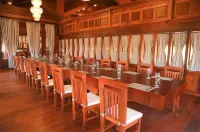 Try Palace Resort Kep - parking