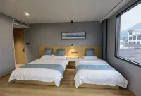 Huangshan Shuguang Youmingtang Homestay (Taipinghu) Отели рядом с достопримечательностью «Село Фулуан»