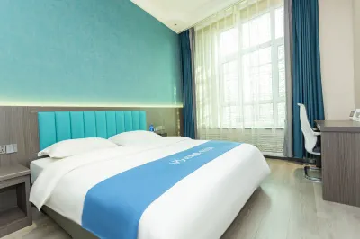 홈 인 화이 호텔 (우루무치 미동 101 중학교) 우루무치 호텔