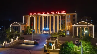 Cultural Palace Hotel Các khách sạn ở Xích Thủy