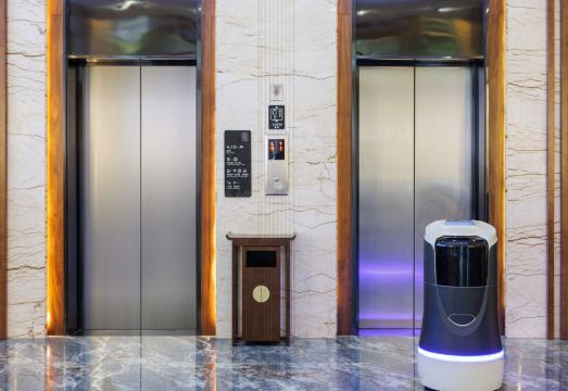 화이 호텔 썸네일