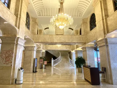Sofis National Hotel Hotels near Chengdu Yongling Museum