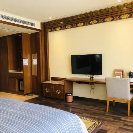 Jiangzi Nyangchu Manor House Hotel