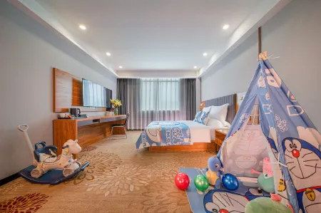 Four Seasons Hotel (Nanning Zoo Qingchuan Subway Station)