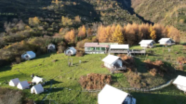 達瓦更扎雲上達瓦帳篷飯店