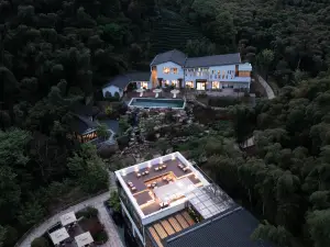 Wuta Xinshe (Jingshan Temple Branch)