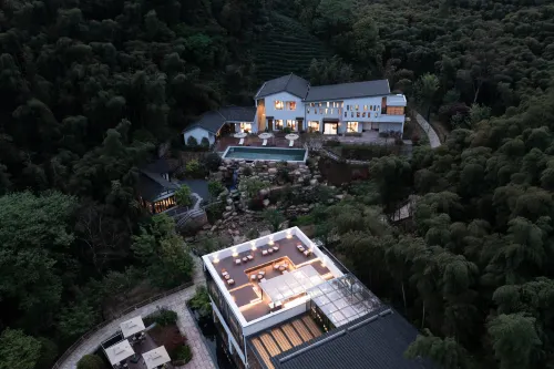 Wuta Xinshe (Jingshan Temple Branch) - Infinity Pools