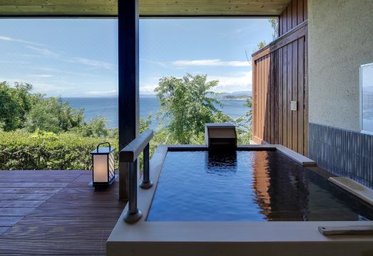 Hamachidorinoyu Kaisyu의 태평양 조망 전경