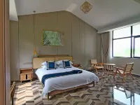 Ping An Jiuge Courtyard Hotel Hotels in Longling
