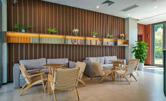 Serene  Jade  Hotel