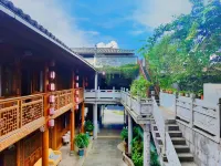 Tengchong Heshun Nuanwo Inn (Heshun Ancient Town Branch) Các khách sạn gần Liu’s Memorial Temple