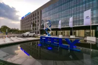 Yingxiong Themed Serviced Apartment