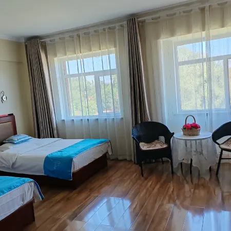 Tacheng Youyuan Business Hotel