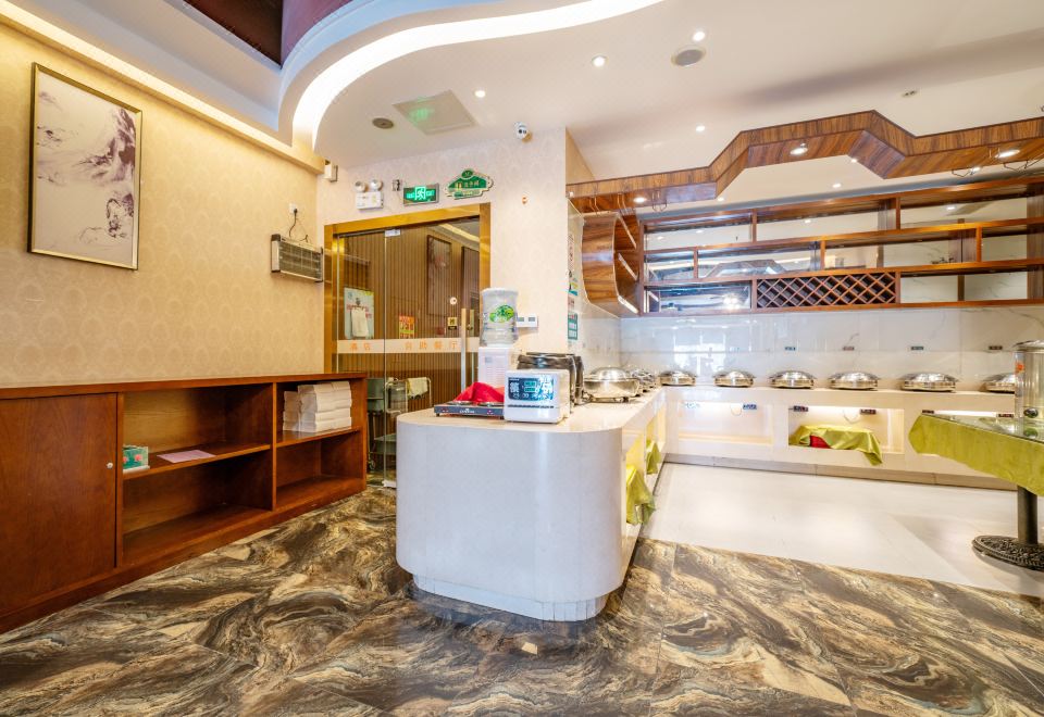 2. 비엔나 호텔 선..