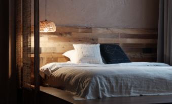 Dongjianghu Muzixing Inn