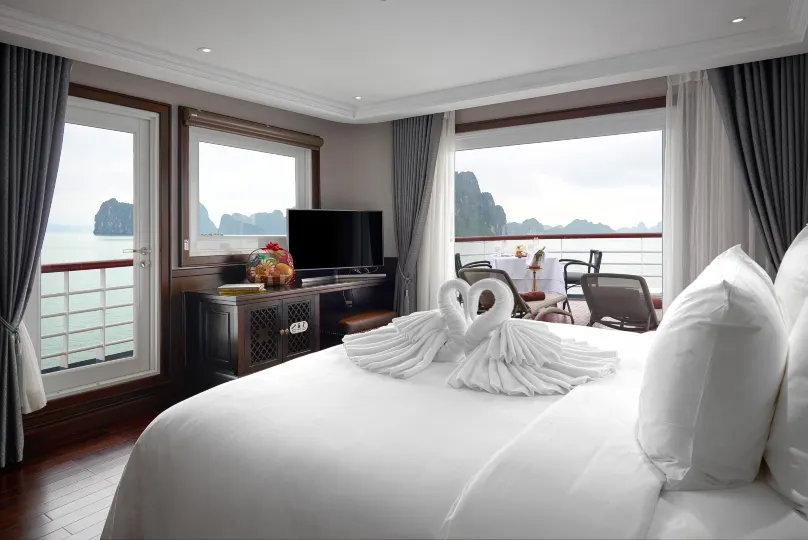 Du thuyền Paradise Grand