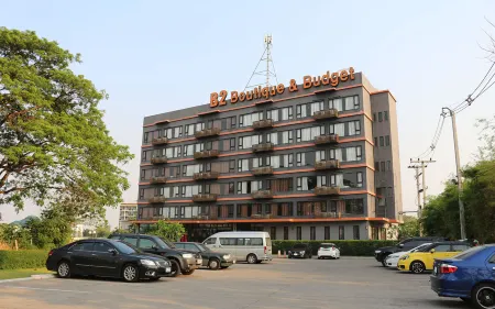 B2 Mahidol Boutique & Budget Hotel Отели рядом с достопримечательностью «Wat Don Chan»