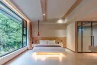 Lao jun shan Luozhu Tianji Homestay (Laojunshan Zhongling Cableway Branch)