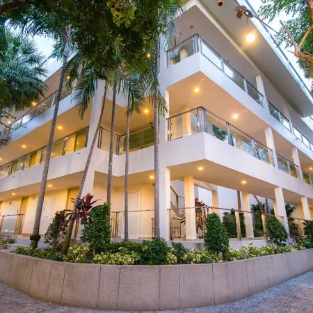 The Sea Cret Hua Hin Отели рядом с достопримечательностью «Суан Сон Прадипхат»