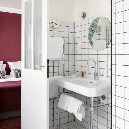 New Hotel le Voltaire Отели рядом с достопримечательностью «11-й округ: Бастилия»