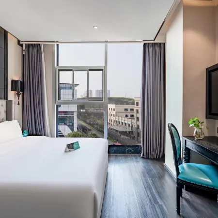 Licheng Hotel(Luzhou High Speed Railway Station Store)
