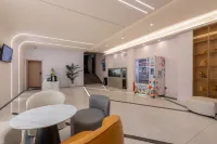 Tuke Qingju Hotel (Luoyang Luoqi Ancient City Cross Street Branch)