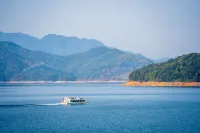 InterContinental One Thousand Island Lake Resort Hôtels à : Chun'an