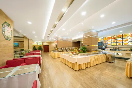 Haihua International Hotel Отели рядом с достопримечательностью «Ningxia Institute of Technology»