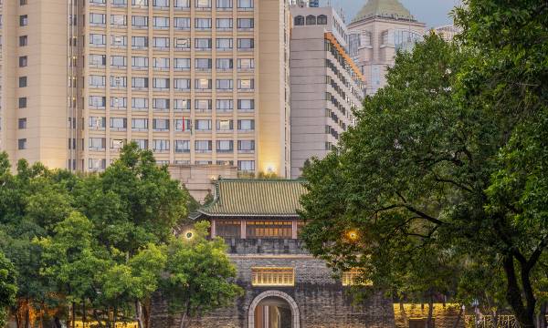 Yuexiu Hotel Guangzhou, Curio Collection by Hilton