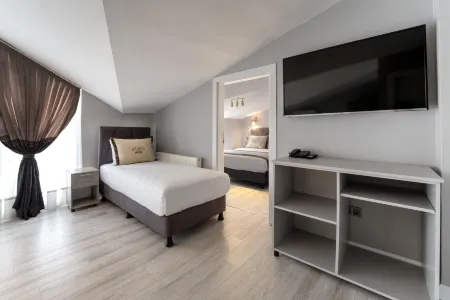 RUBBY HOTEL KADIKOY