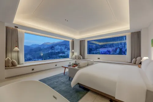 Free time·Multiple 360° White Impression Designer·Light Luxury Hotels in Luanchuan