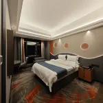 QUNYUE HOTEL