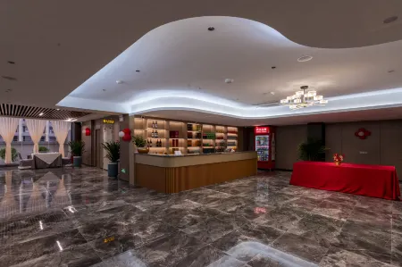 Lianjiang Versailles International Hotel