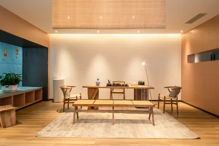 Yuxin Hotel (Zhenhua Group) Отели рядом с достопримечательностью «Guizhou Botanical Garden»