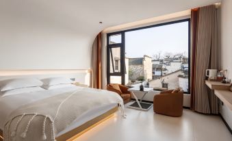 Hongcun Xiyun Yingyue Holiday Select Intelligent High-end Designer Homestay