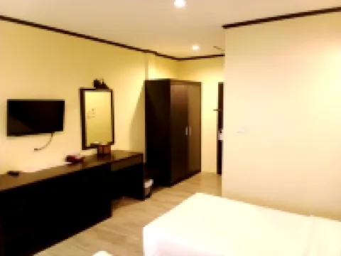 โรงแรม เอสบี ลิฟวิ่ง เพลส ภูเก็ตทาวน์