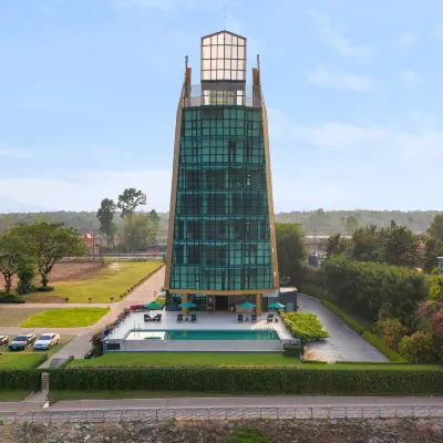 Naka-Raj Escape Hotel Отели рядом с достопримечательностью «Река Меконг»