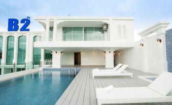 B2 Phuket Premier Hotel