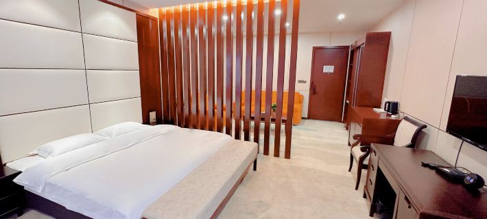 Huayuan Hotel Hotels in Hong'an
