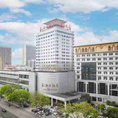 岳陽泰和大酒店 Hotel Exterior