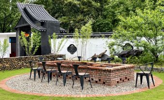 Rui'an Yunqidongxuan Homestay (Zhailiaoxi Scenic Area)