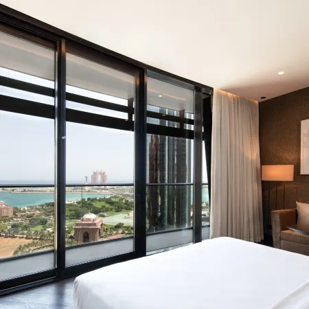 Grand Hyatt Abu Dhabi Hotel and Residence Emirates Pearl