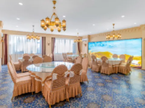 โรงแรมนานาชาติไห่เยว่ โรงแรมในผูไห่