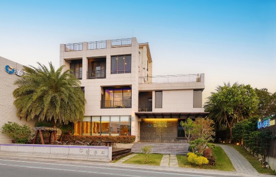 Oceanic Pearl Resort Hotels in Pingdong