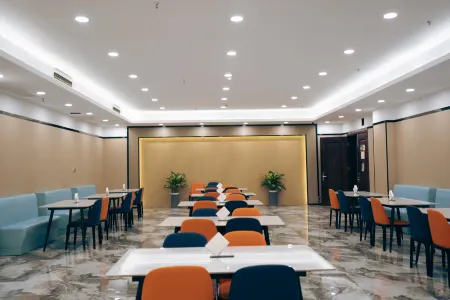 YINLONG HOTEL Отели рядом с достопримечательностью «Shouguang Vegetable Hi-Tech Demonstration Park»