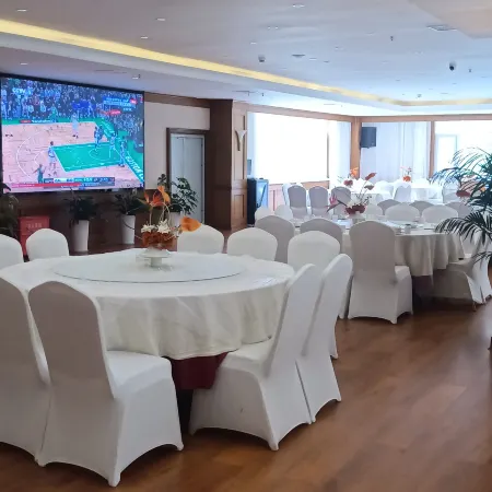 Maoxian International Hotel