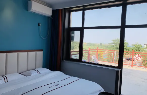 西柏坡老八路酒店