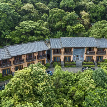 Qingshui Lake Farmhouse