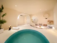 Zhaolan Light Luxury Vacation Homestay (Tekes Bagua City Store)